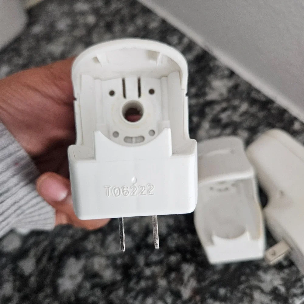 Glade‎ PlugIns Scented Oil Warmers white lot of 3 wall plug in